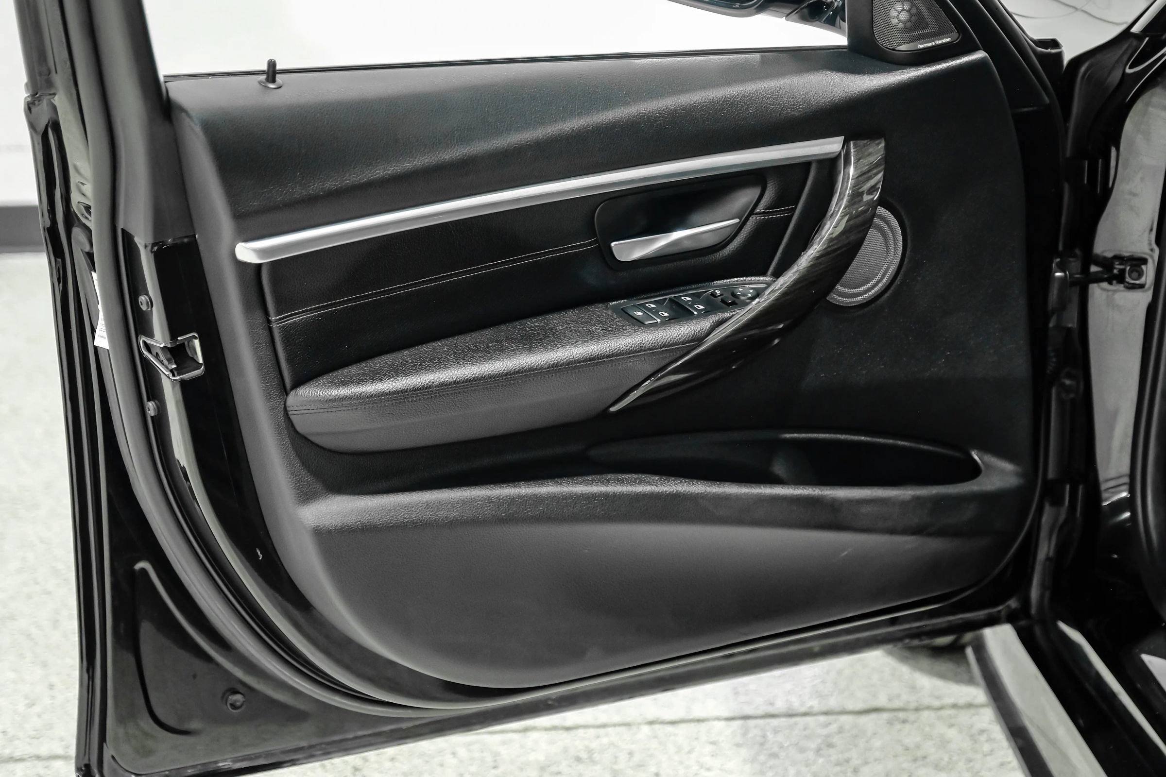 Used 2017 BMW 340i Sedan RWD image 52