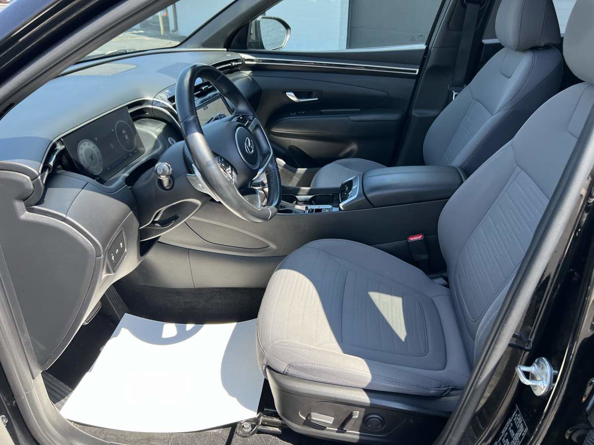 Used 2023 Hyundai Santa Cruz SEL Premium image 11