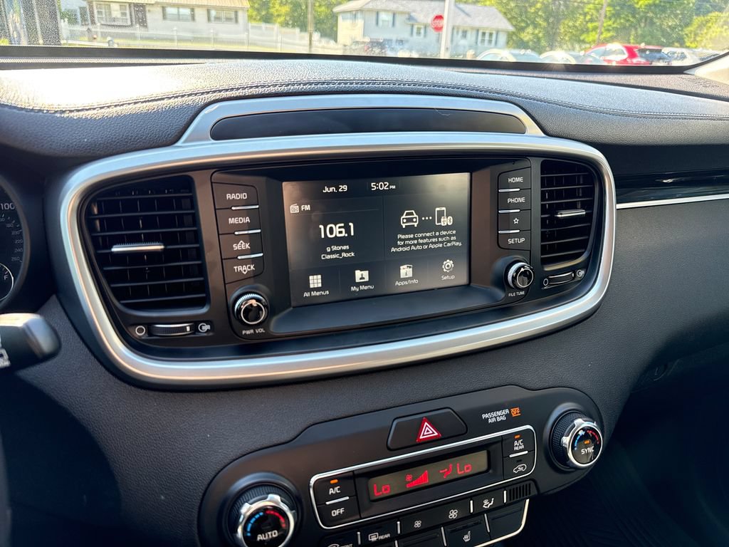 Used 2019 Kia Sorento S AWD/4WD image 18