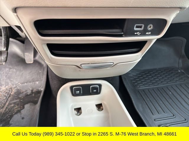 Used 2020 Chrysler Voyager Lxi image 19