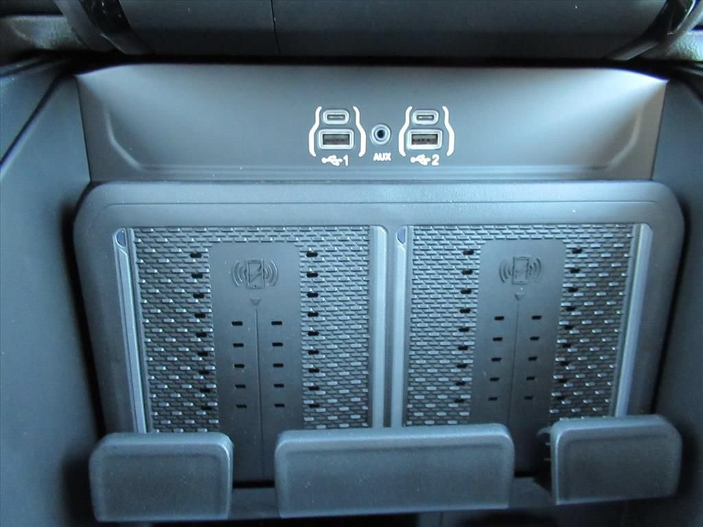 New 2026 RAM 3500 Big Horn AWD/4WD image 26
