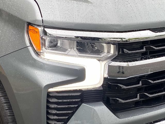 Used 2023 Chevrolet Silverado 1500 LT AWD/4WD image 4