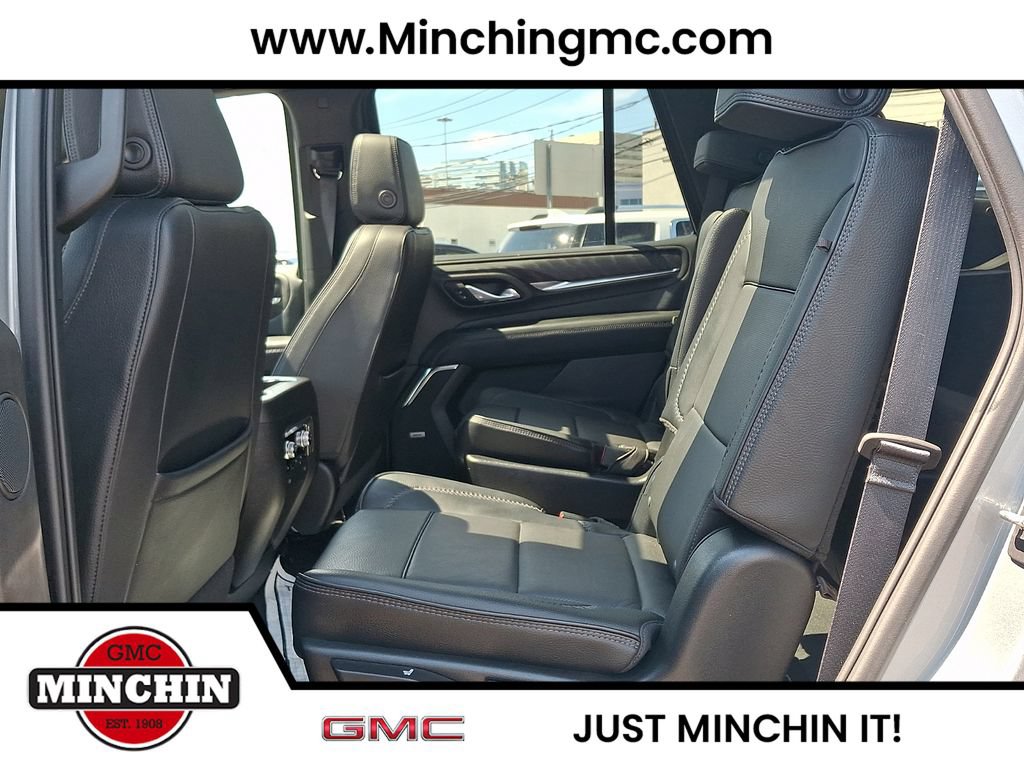 Used 2023 GMC Yukon Denali AWD/4WD image 10
