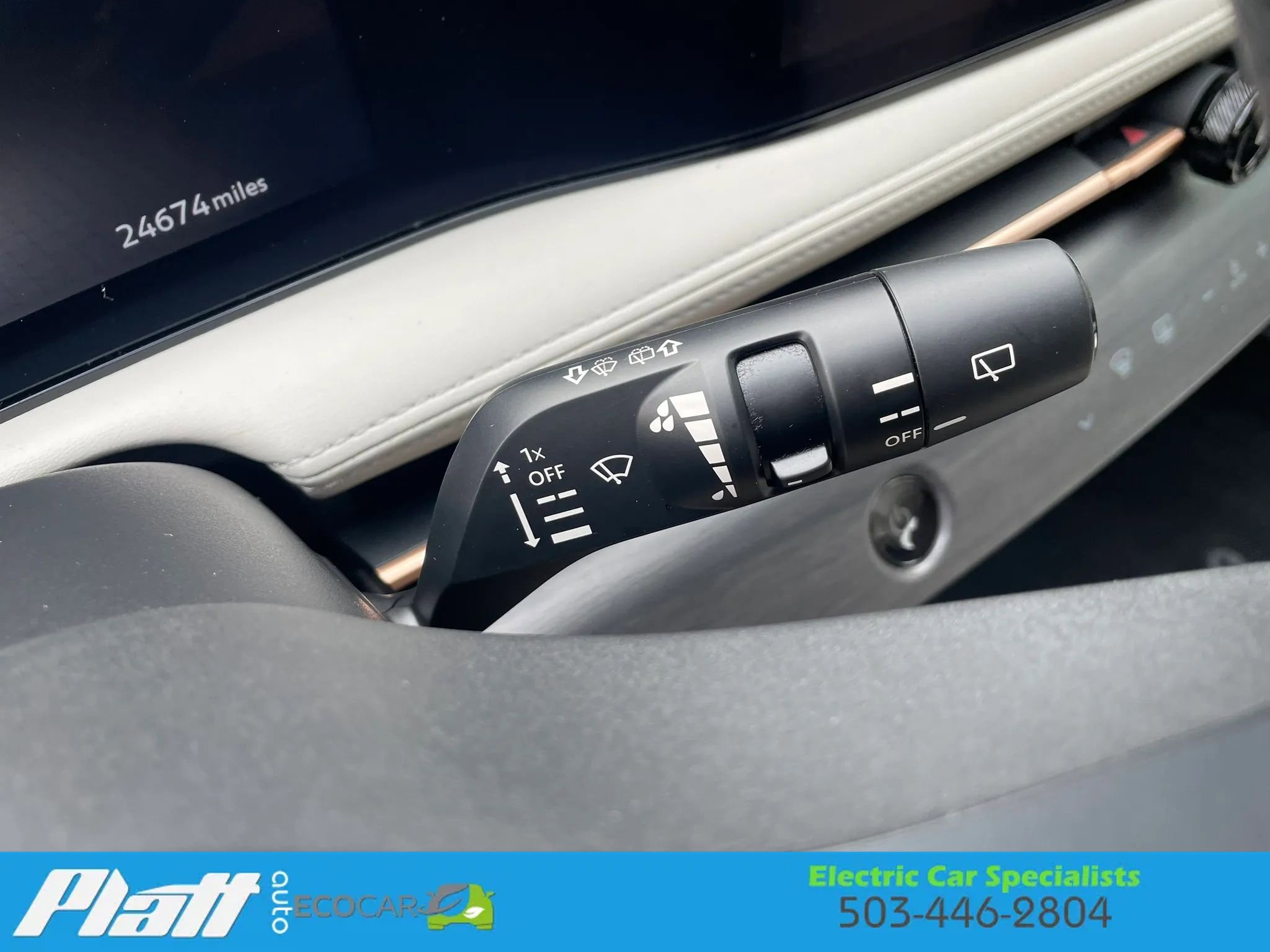 Used 2024 Nissan Ariya FWD image 35