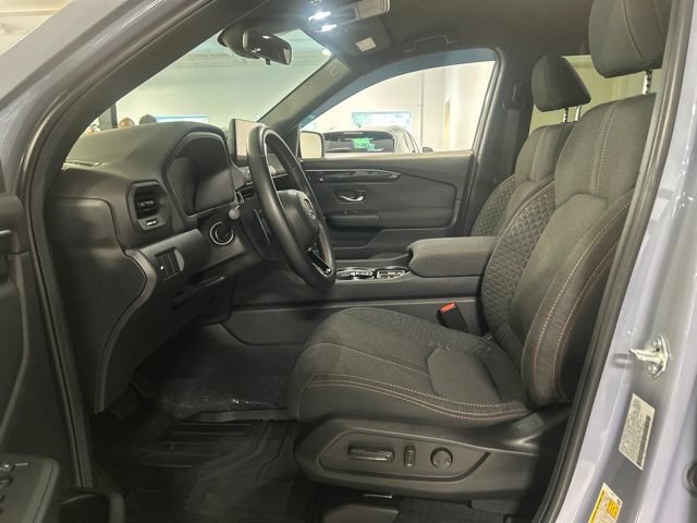 Used 2026 Honda Pilot Sport image 22
