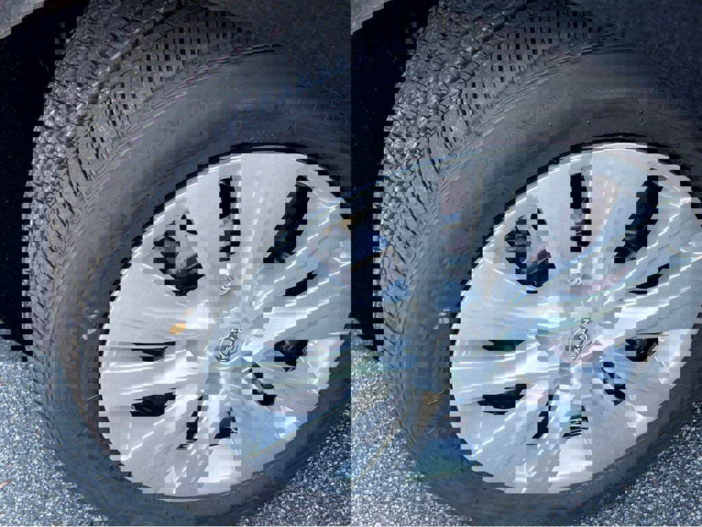 New 2025 Nissan Sentra S image 14