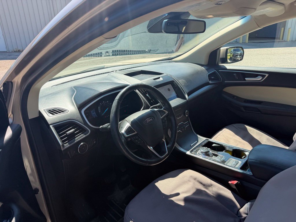 Used 2020 Ford Edge SEL w/ Convenience Package FWD image 9