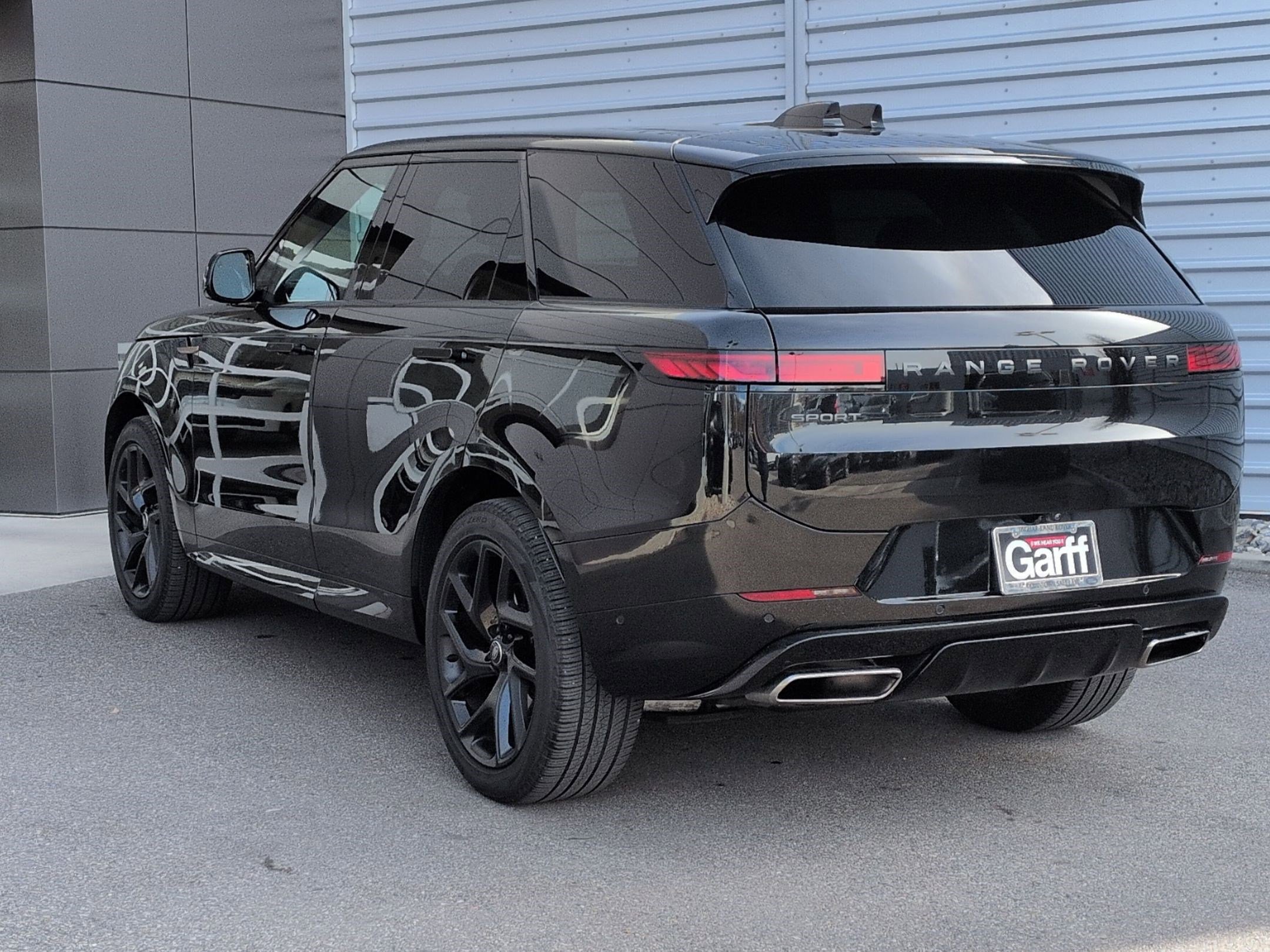 Used 2024 Land Rover Range Rover Sport Dynamic SE image 10