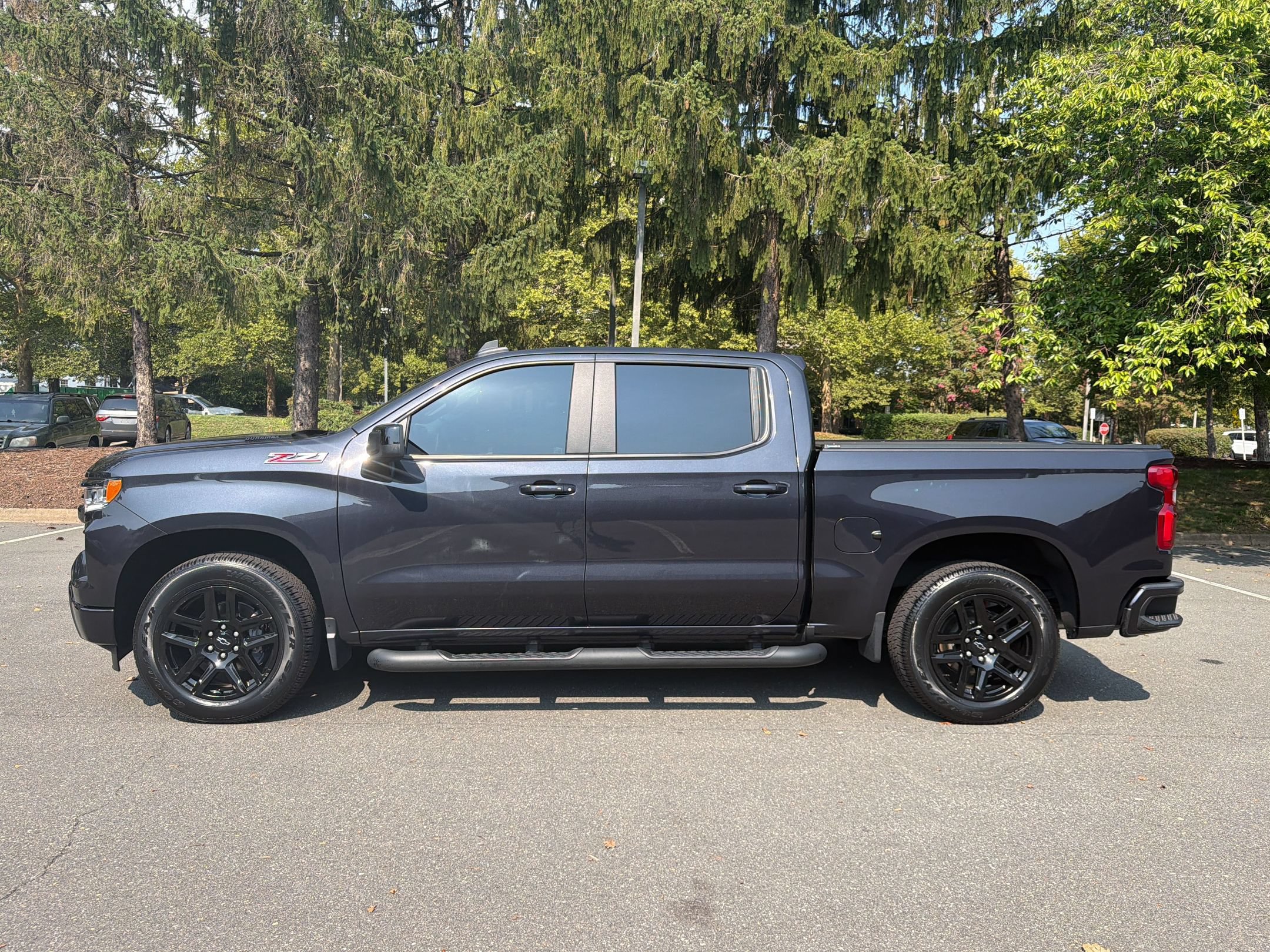 Used 2024 Chevrolet Silverado 1500 RST AWD/4WD image 2