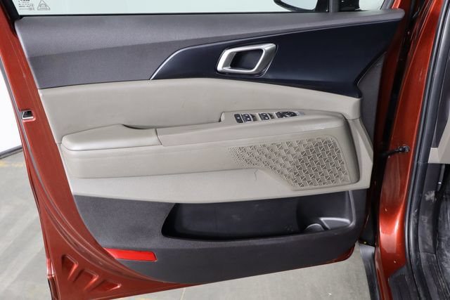 Certified 2025 Kia Carnival FWD image 20