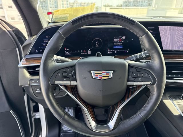 Used 2024 Cadillac Escalade Premium Luxury w/ Performance Package AWD/4WD image 14