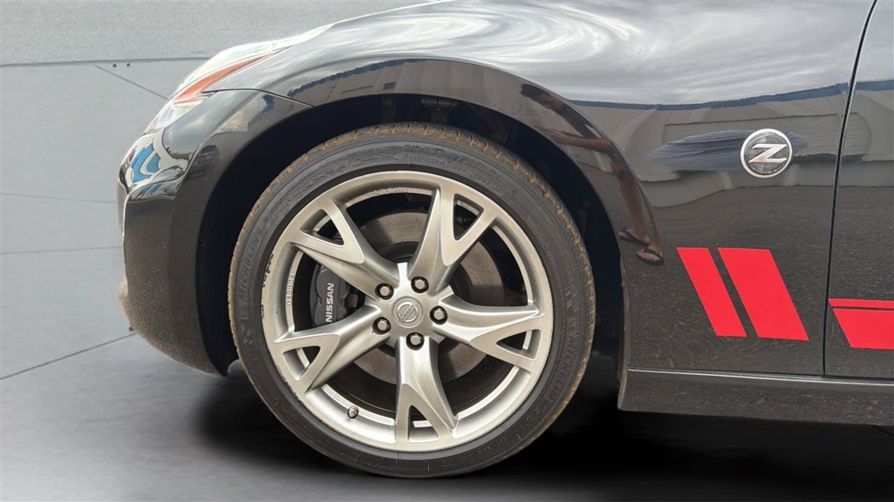 Used 2010 Nissan 370Z Touring w/ Sport Pkg RWD image 36