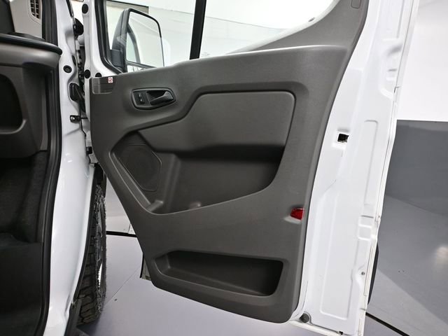 Used 2020 Ford Transit 150 XL image 39