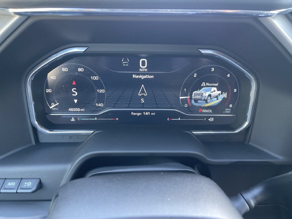 Used 2025 GMC Sierra 3500 Denali w/ Technology Package AWD/4WD image 11