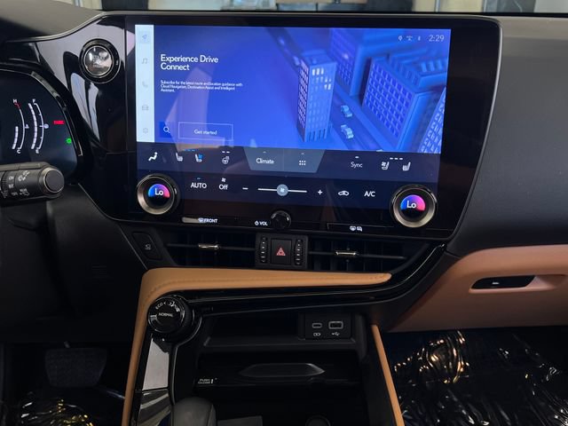 Used 2025 Lexus NX 350 AWD w/ Accessory Package (2T) image 39