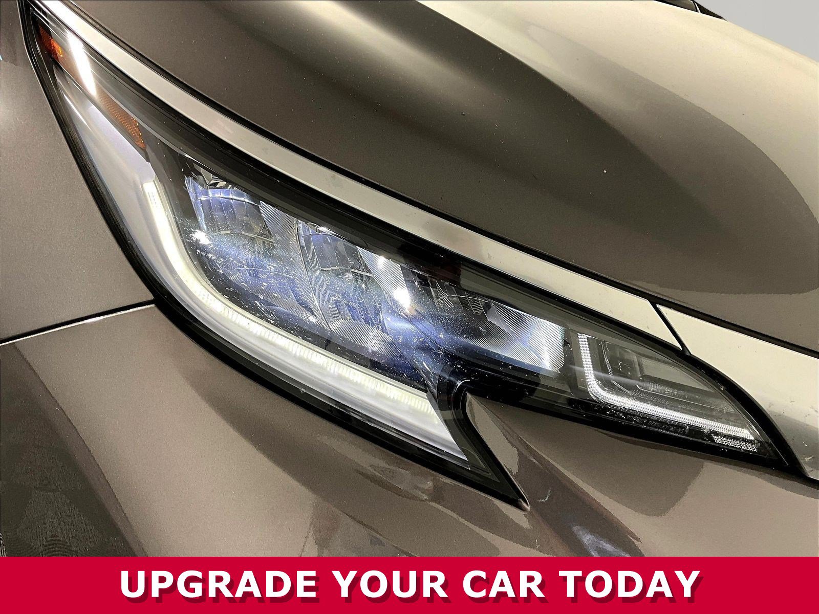 Used 2021 Toyota Sienna XSE FWD image 29