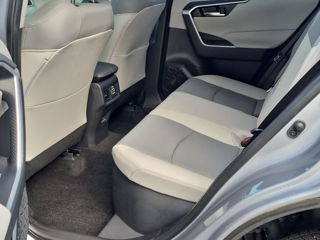 Certified 2023 Toyota RAV4 XLE Premium AWD/4WD image 17