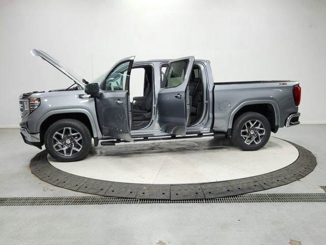 New 2026 GMC Sierra 1500 SLT image 12