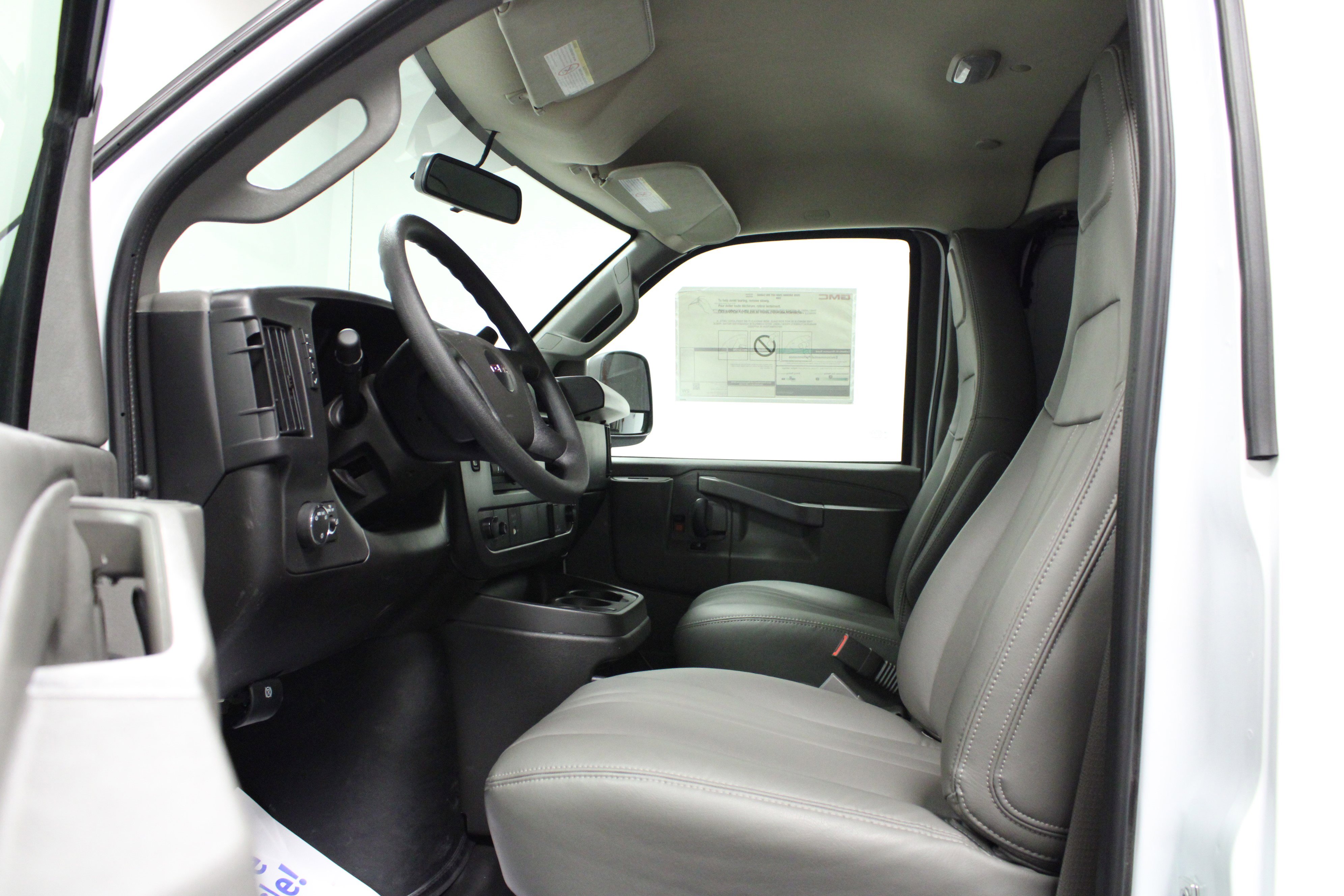 New 2026 GMC Savana 2500 Extended RWD image 12