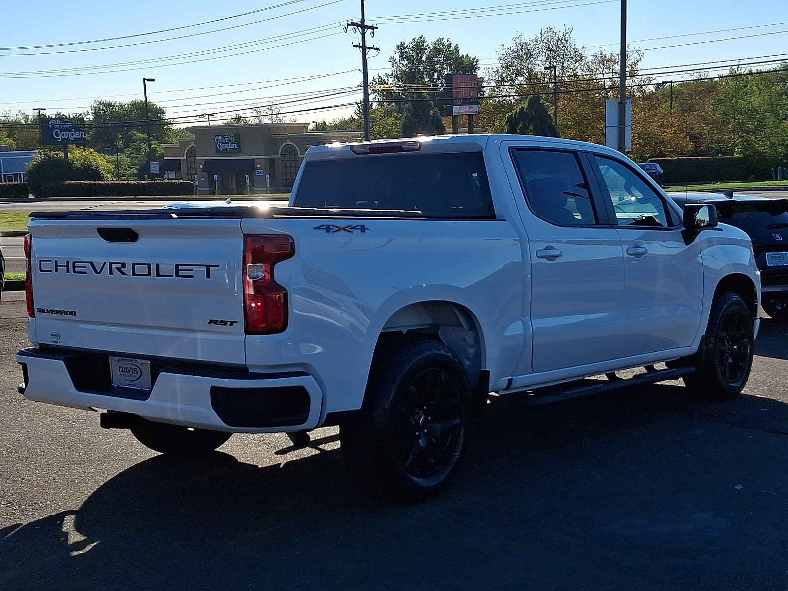 Used 2024 Chevrolet Silverado 1500 RST w/ LPO, Dark Essentials Package image 4
