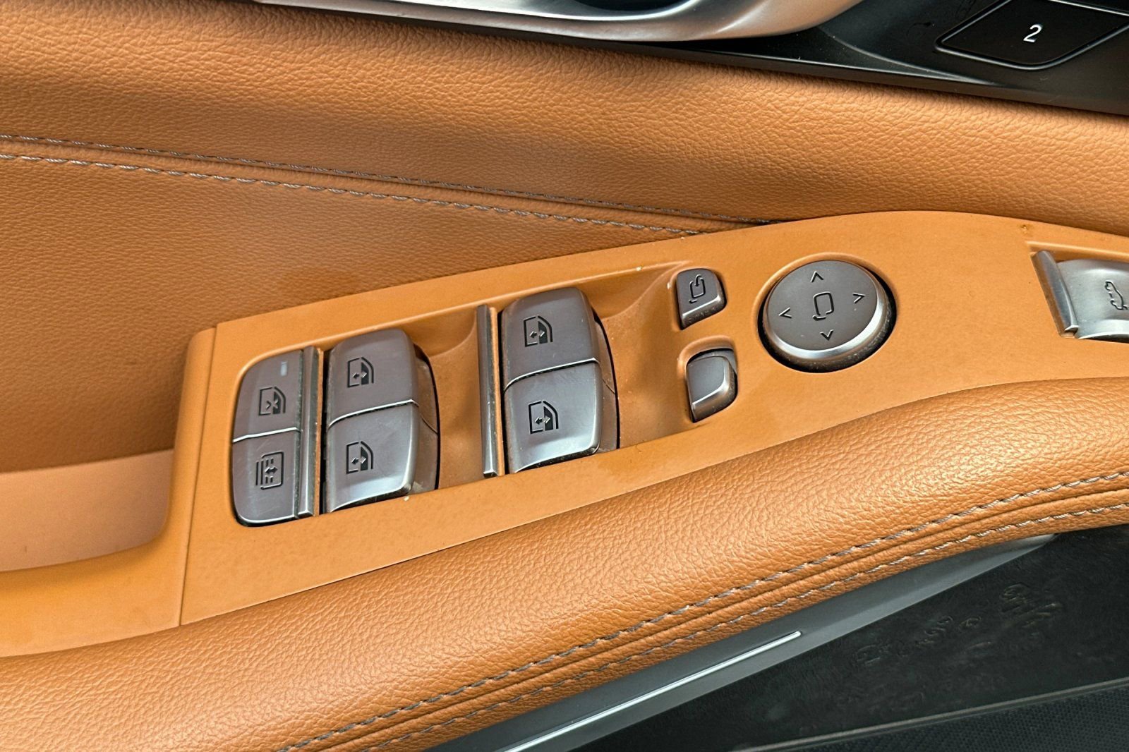 Used 2022 BMW X7 xDrive40i w/ Premium Package AWD/4WD image 12