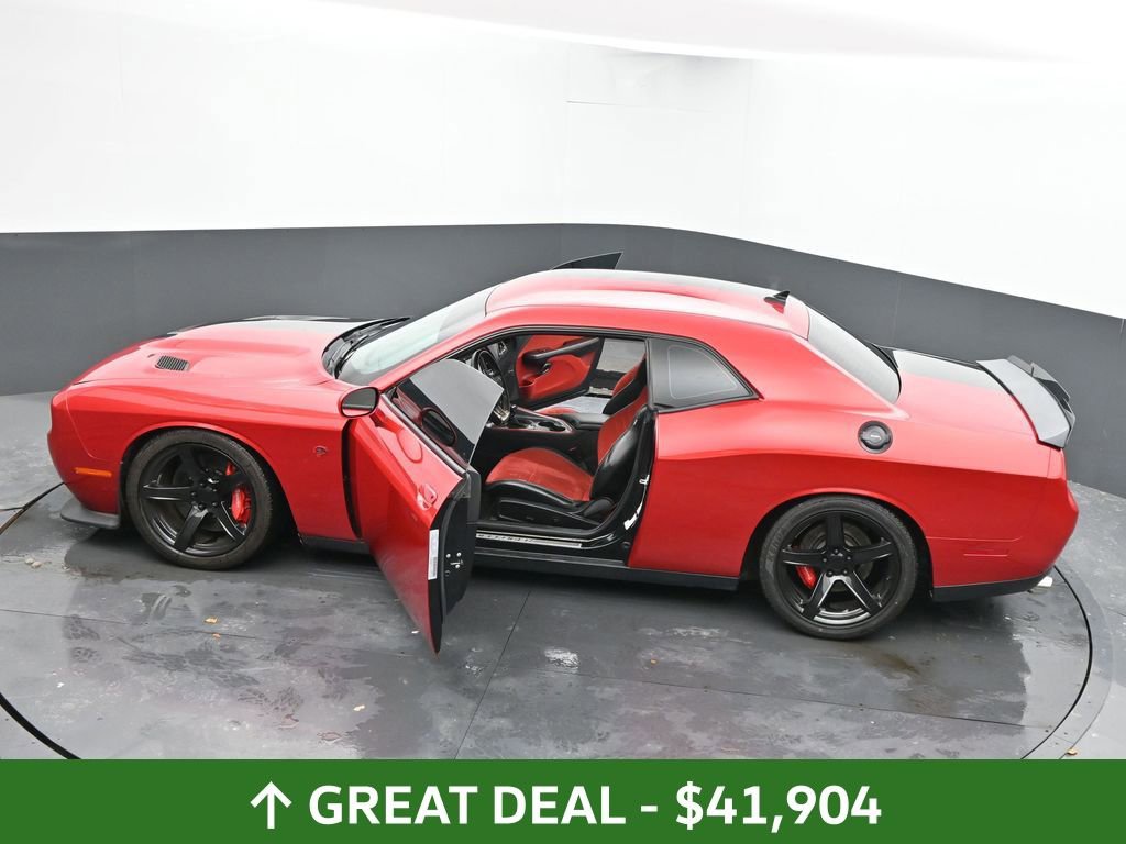 Used 2016 Dodge Challenger SRT Hellcat image 85