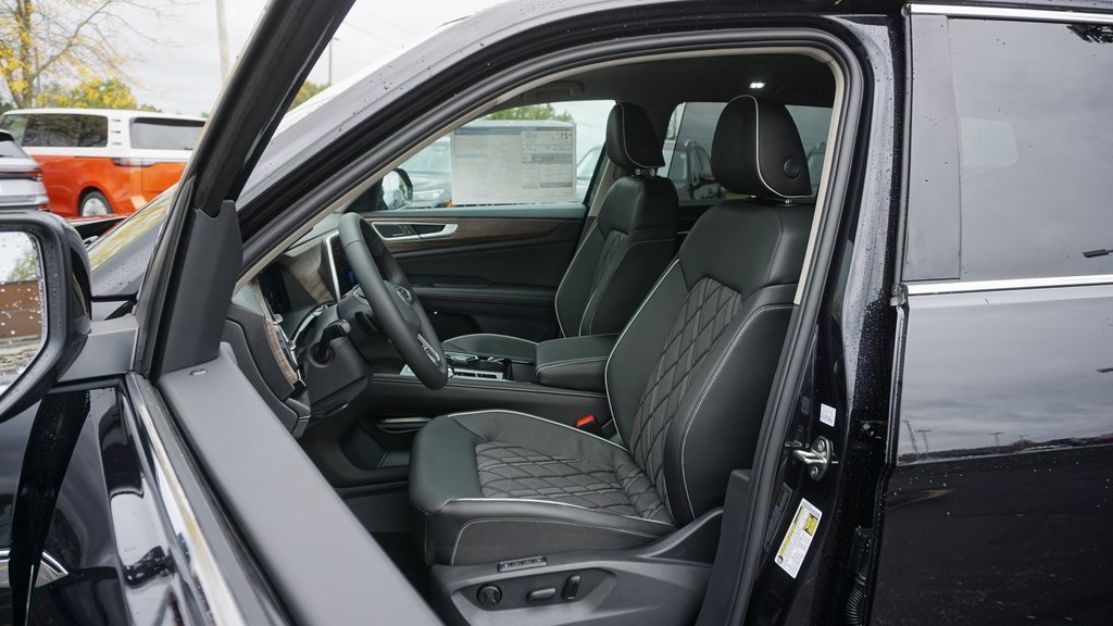 New 2026 Volkswagen Atlas SEL Premium R-Line image 10