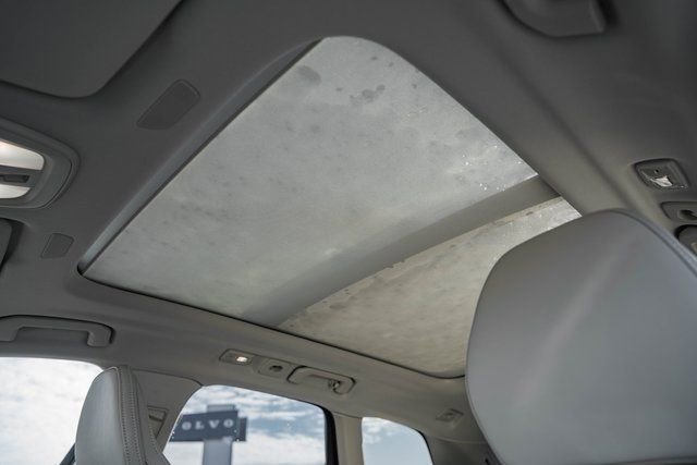 New 2026 Volvo XC60 B5 Ultra w/ Protection Package Premier image 32