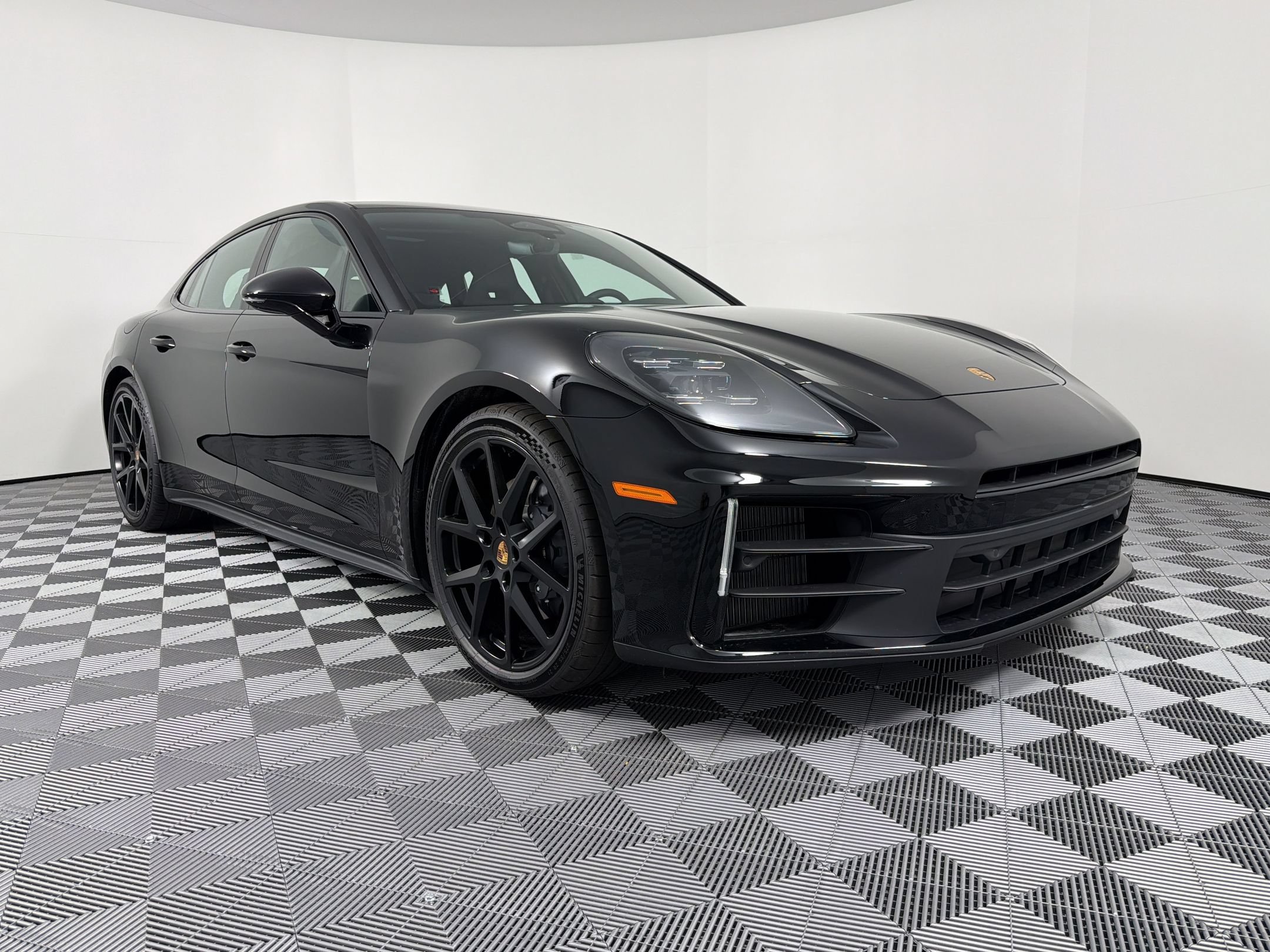 New 2026 Porsche Panamera image 12