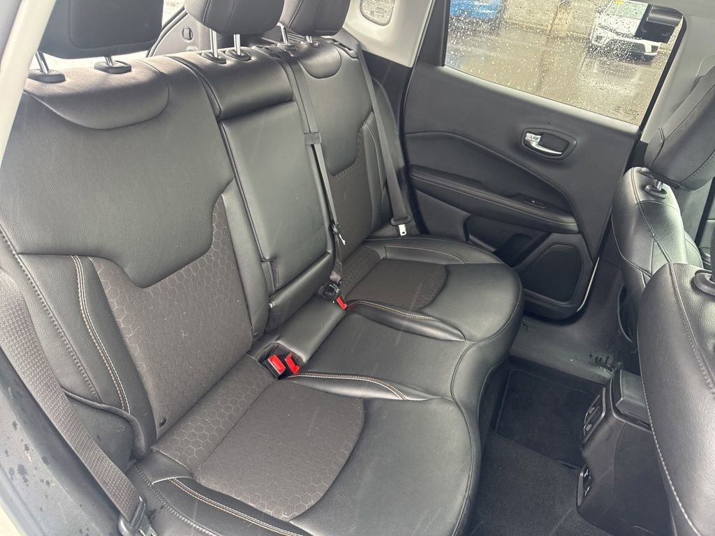 Used 2020 Jeep Compass Latitude w/ Popular Equipment Group image 15