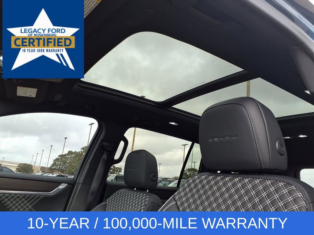 Used 2024 GMC Acadia Denali w/ LPO, Floor Liner Package image 15