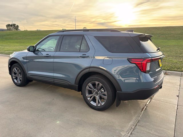 New 2027 Ford Explorer Active w/ Active Comfort Package AWD/4WD image 5
