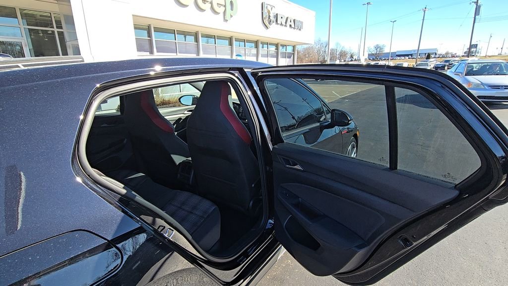 Used 2022 Volkswagen GTI S image 17