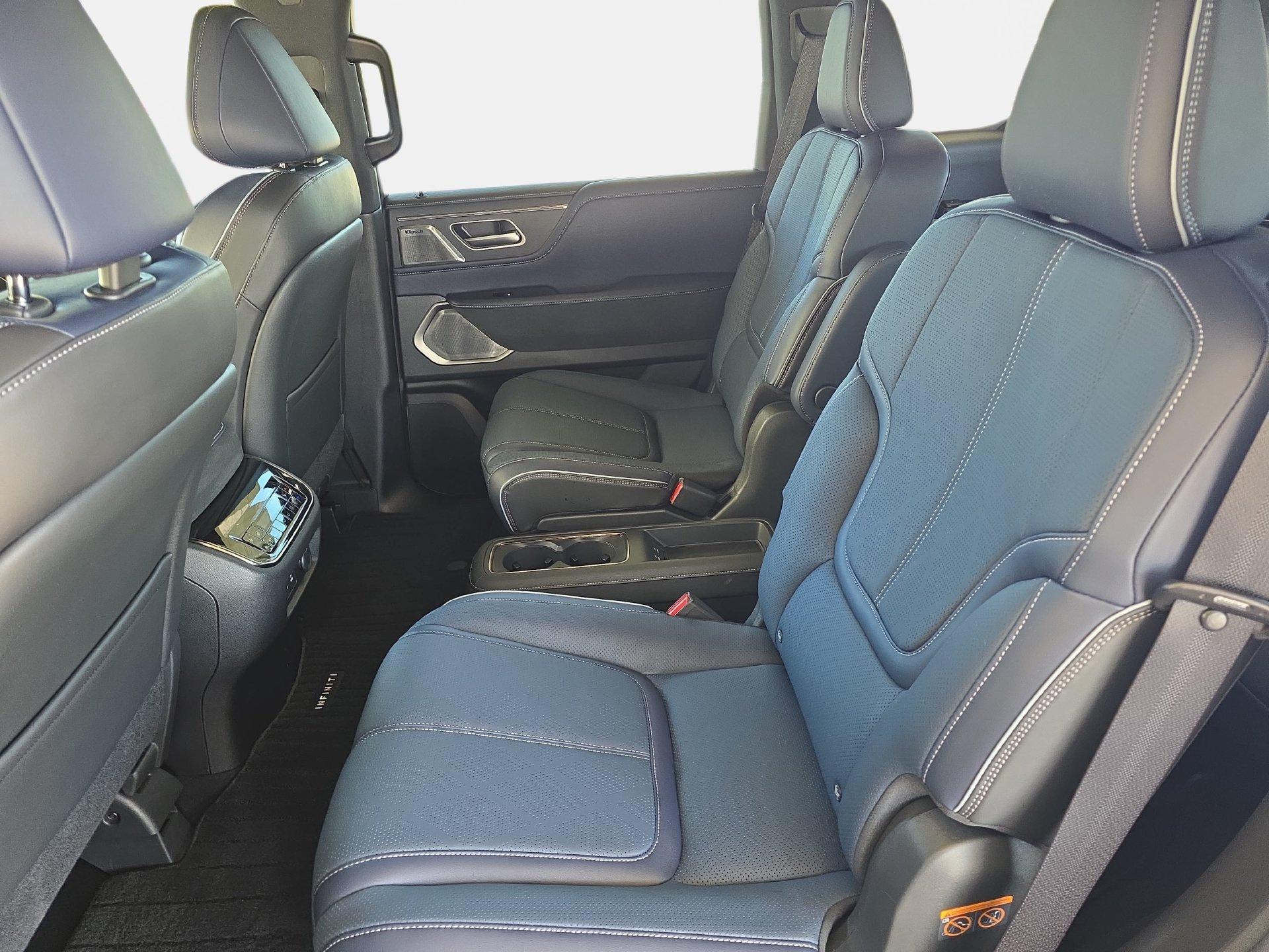Certified 2026 INFINITI QX80 4WD image 14