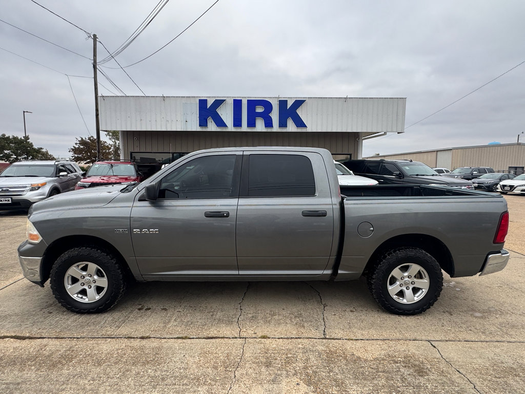 Used 2009 Dodge Ram 1500 Truck SLT image 2