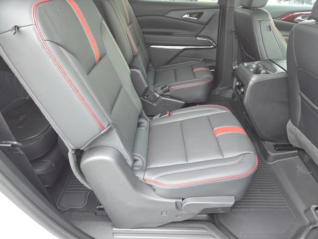 New 2027 Chevrolet Traverse RS w/ LPO, Floor Liner Package AWD/4WD image 23