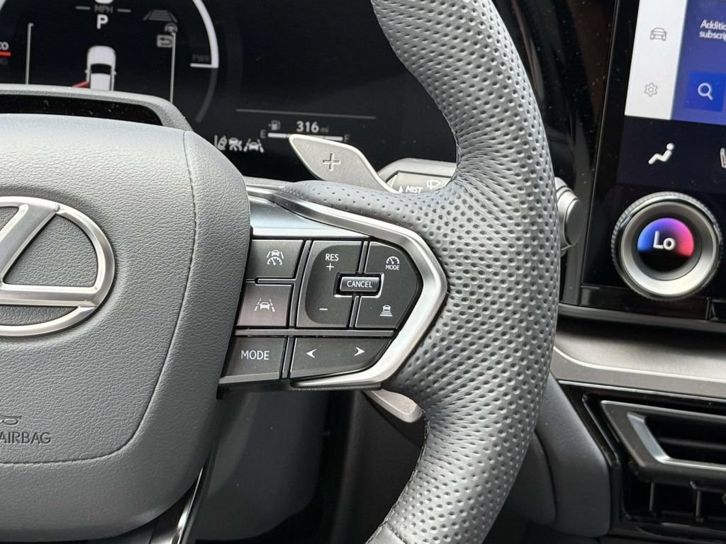 New 2026 Lexus TX 500h AWD image 19