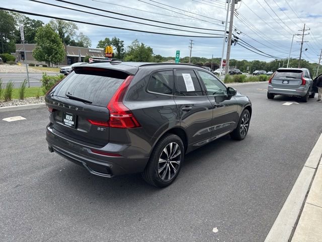 Used 2025 Volvo XC60 B5 Plus AWD/4WD image 5