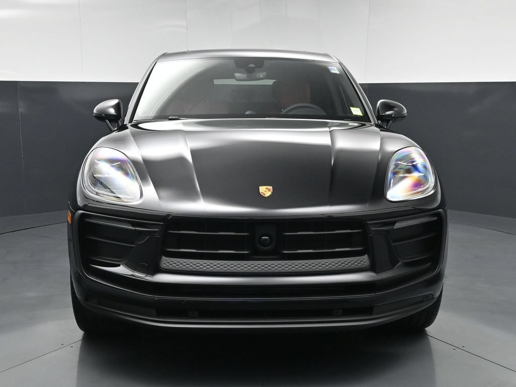 New 2026 Porsche Macan AWD/4WD image 13