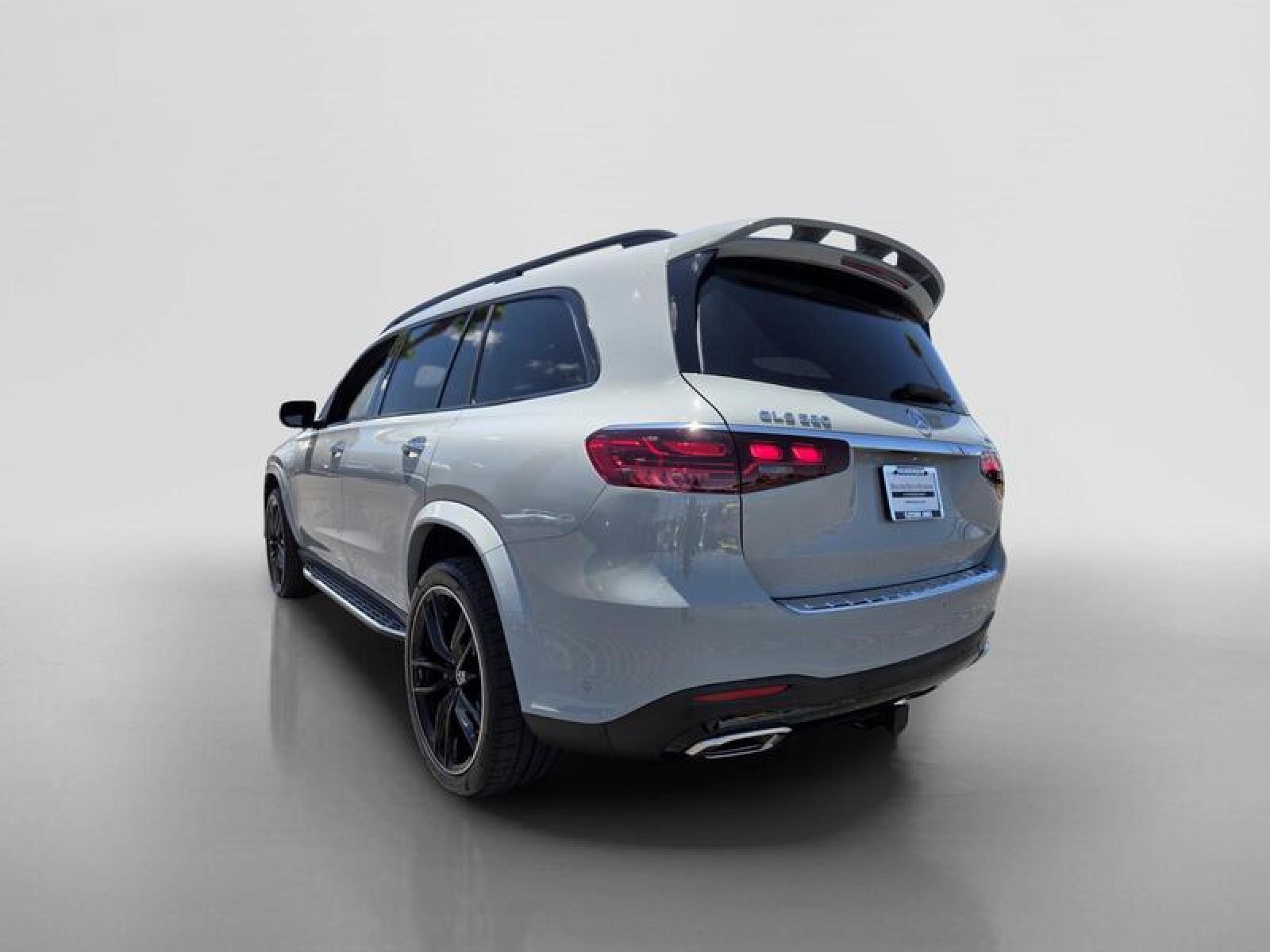 Certified 2026 Mercedes-Benz GLS 580 4MATIC image 3