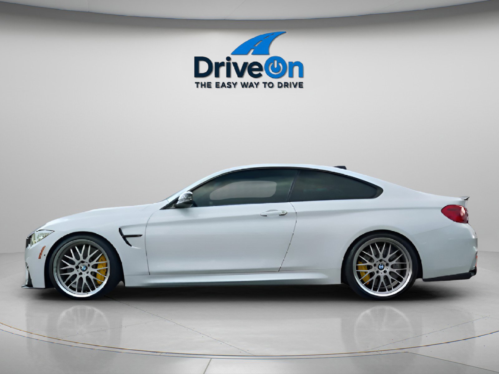 Used 2018 BMW M4 Coupe w/ Competition Package image 7