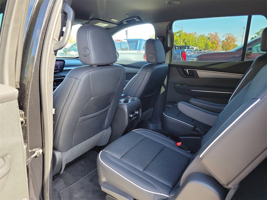 New 2025 Buick Enclave Sport Touring image 13