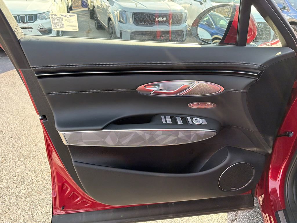 Used 2024 Genesis GV70 3.5T Sport w/ Sport Advanced Package image 10