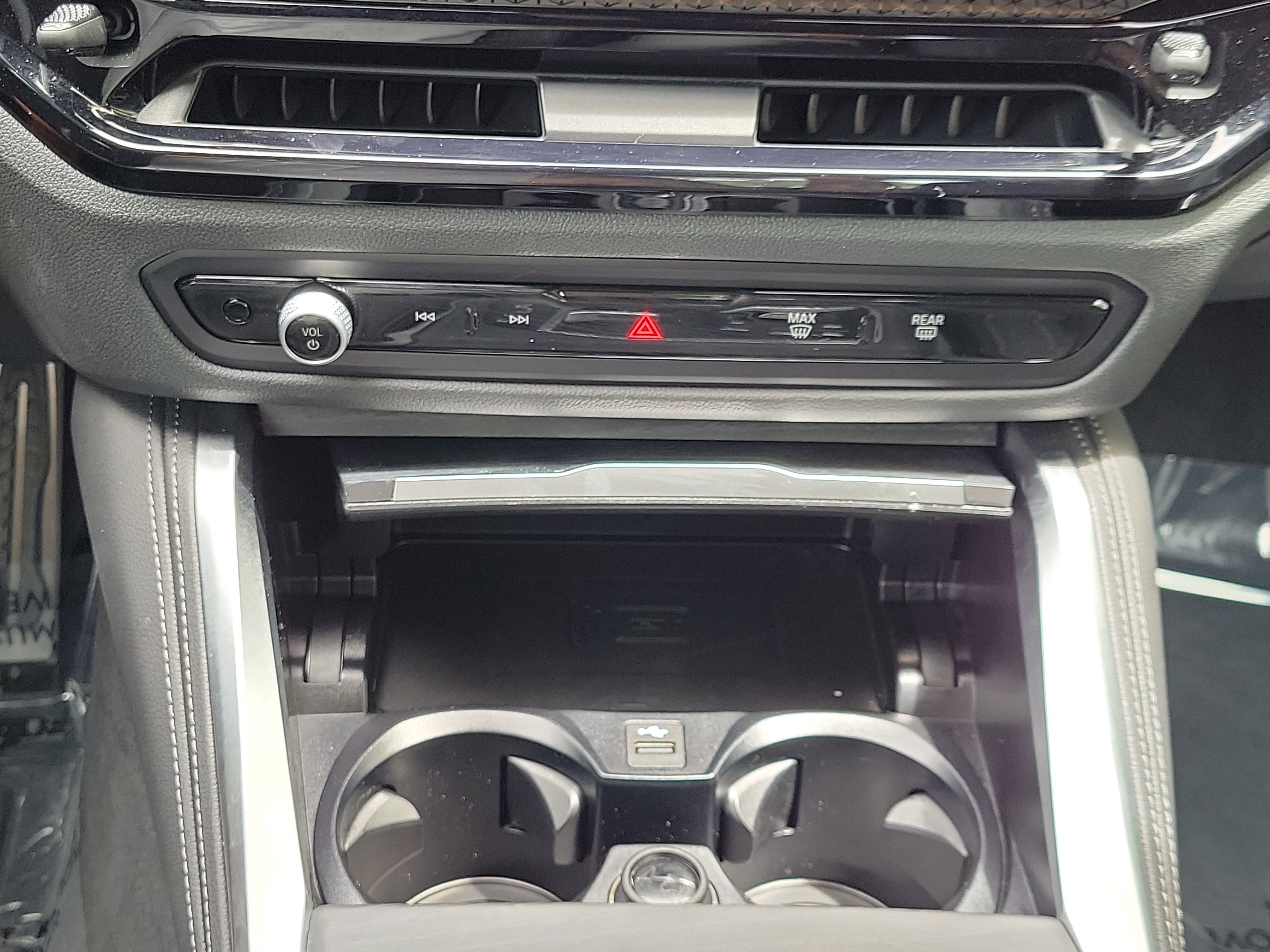 New 2025 BMW 430i Coupe w/ M Sport Package RWD image 23