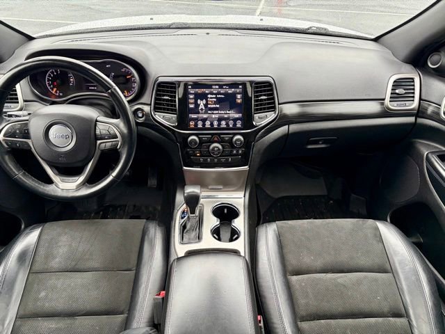 Used 2019 Jeep Grand Cherokee Altitude image 25