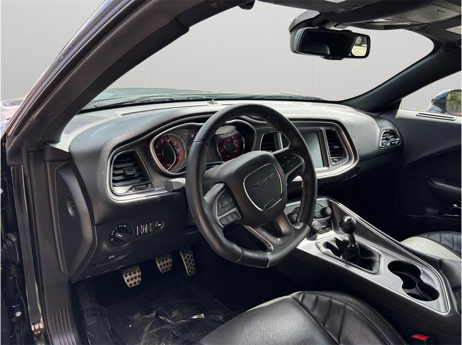 Used 2015 Dodge Challenger SRT Hellcat image 6