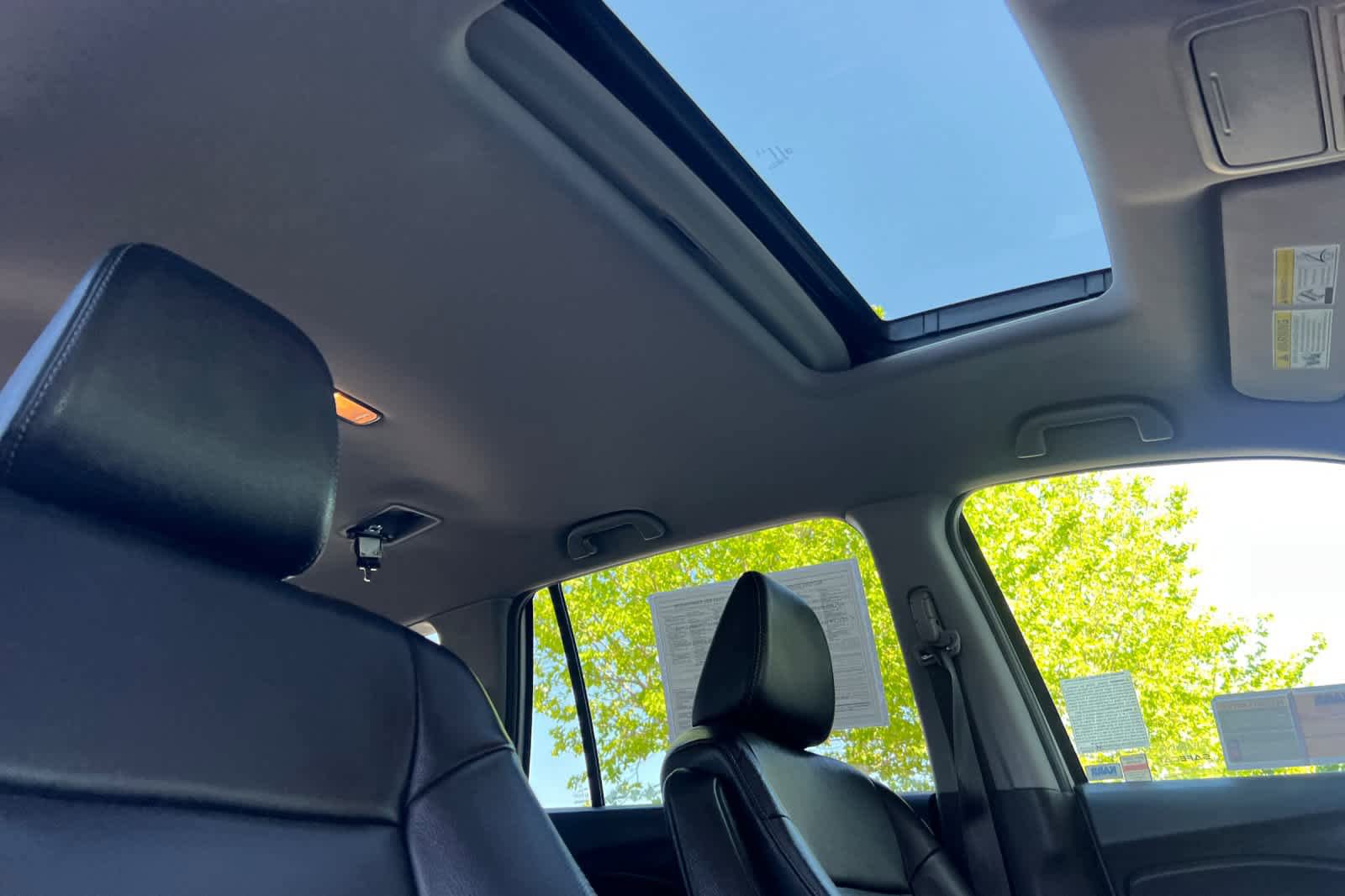 Used 2017 Honda Pilot EX-L image 19