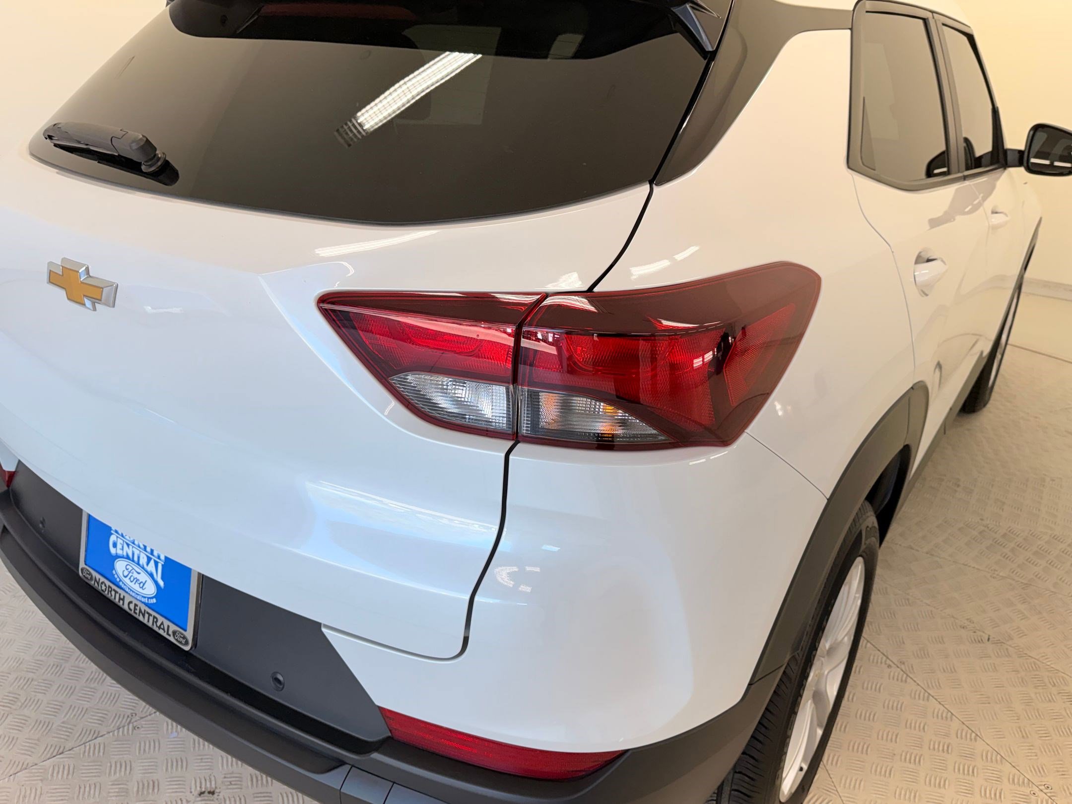 Used 2024 Chevrolet TrailBlazer LS w/ LS Convenience Package image 30