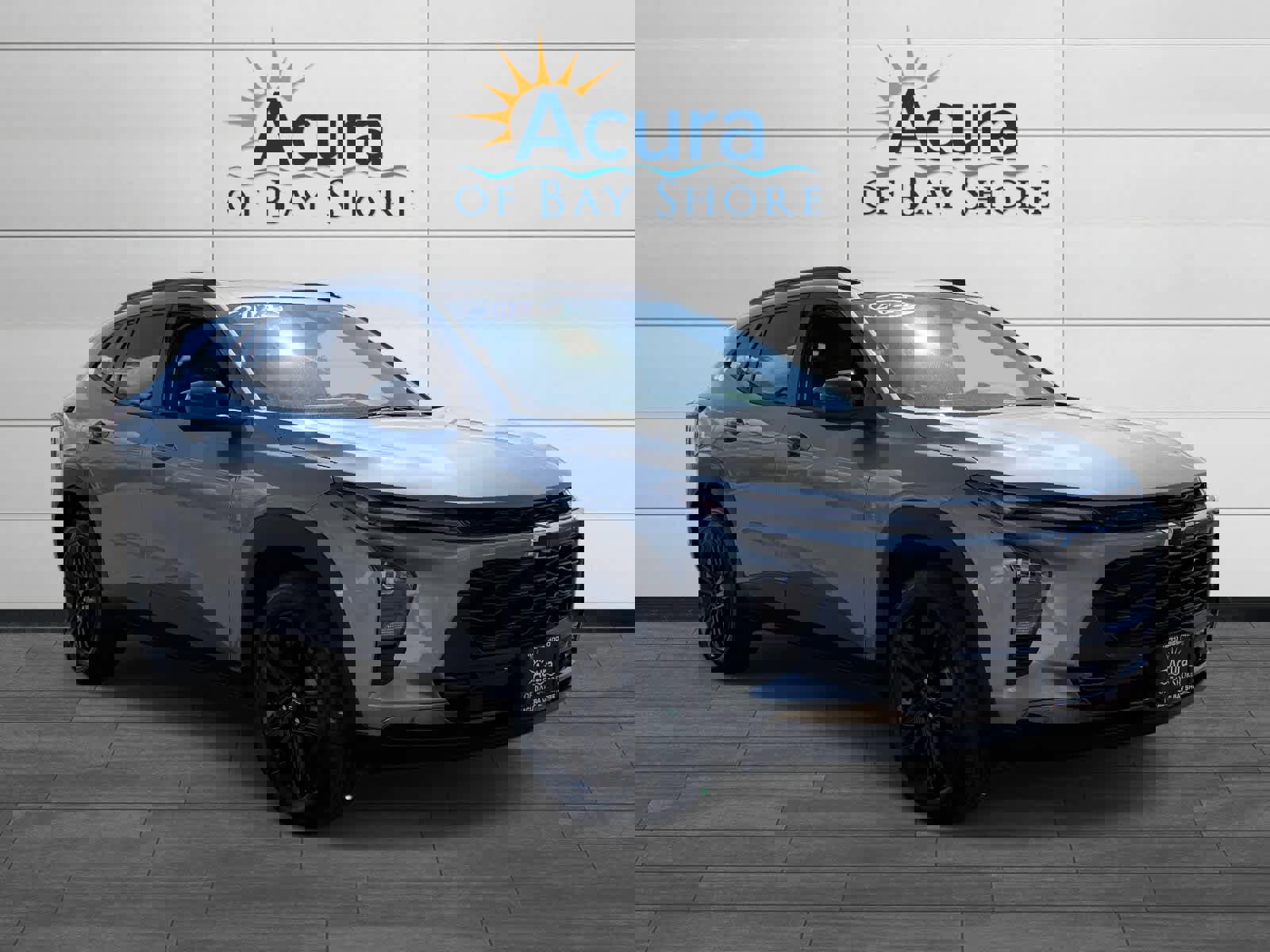 Used 2024 Chevrolet Trax ACTIV w/ Sunroof Package image 2