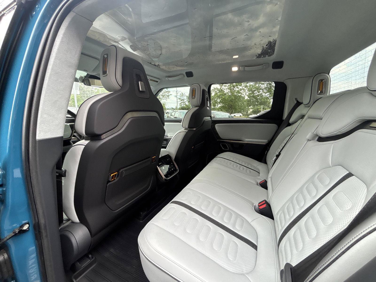 Used 2022 Rivian R1T Adventure AWD/4WD image 25
